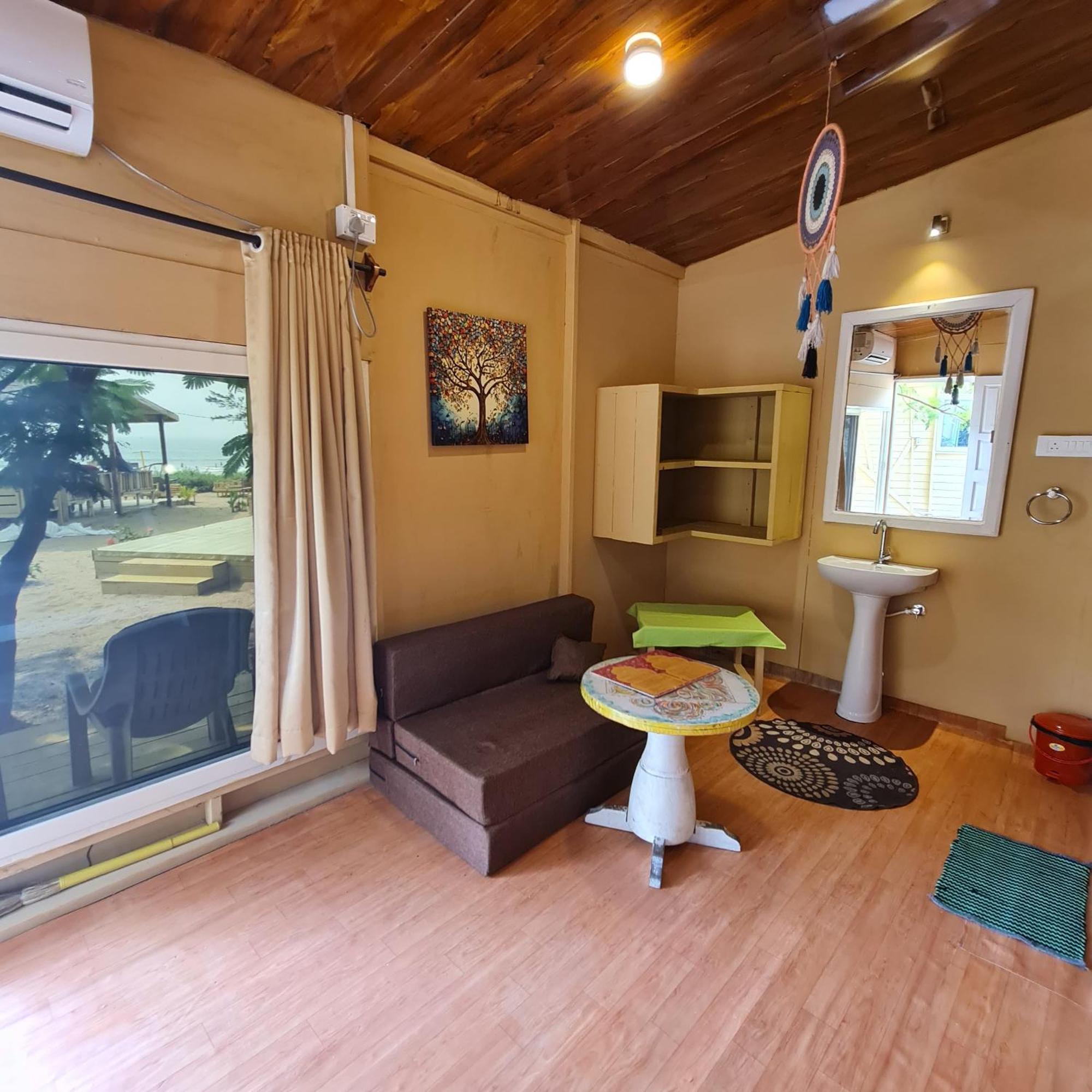 Love Temple Beach Resort Arambol Exteriér fotografie